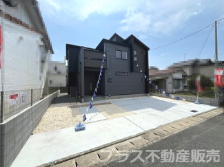 【外観】 | 現地写真。プラス不動産販売なら、現場の全ての棟をまとめてご見学頂けます。