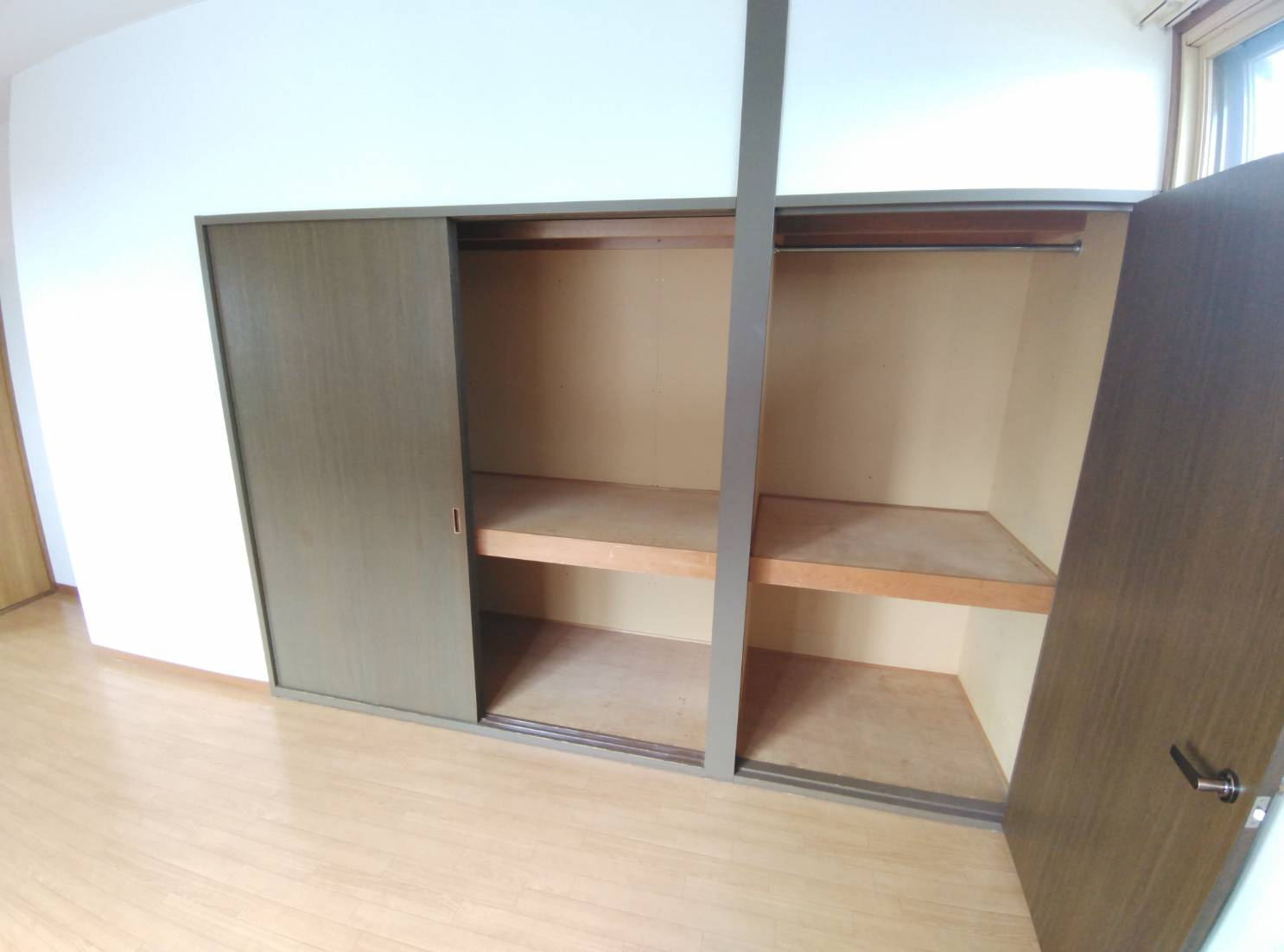 明治ビルの収納