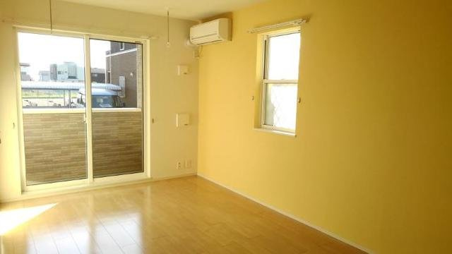 ニューヘイアンⅡの居間・リビング