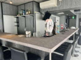 大阪市北区西天満２丁目の店舗事務所の内装|現在BARにて使用中