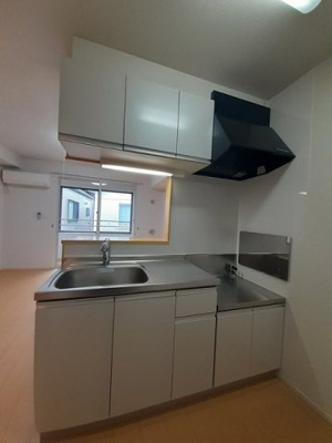 【キッチン】 | ＦｌｏｕｒｉｓｈＩｎニイザキⅠ | キッチンです