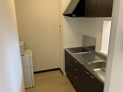 【キッチン】 | レオネクストリアン | コンパクトなキッチンで掃除もラクラク