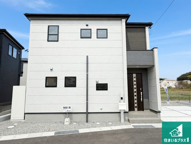 洲本市上物部　第3期　新築一戸建ての外観|お客様に長く安心して住んでいだだける事にこだわった家づくり！住んでからのアフターサービスにもしっかりと取り組んでいます！