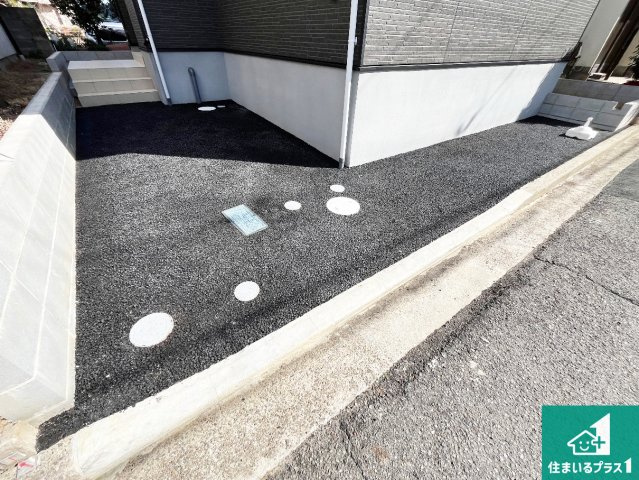 加古川市平岡町新在家　第7期　新築一戸建ての駐車場|駐車スペース！散水栓があるので、こまめに愛車を洗えます！