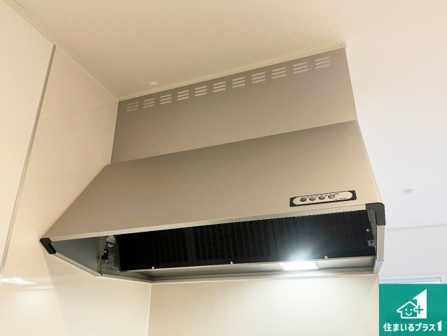 加古川市平岡町新在家　第7期　新築一戸建ての設備|汚れにくいスロットフィルタでお手入れラクラク！ＬＥＤ照明付き！