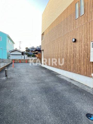 グランシール Ⅱ番館の駐車場