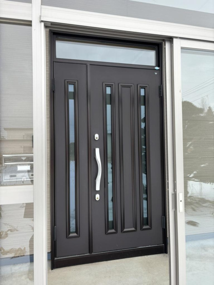 【玄関】 | 常呂郡訓子府町東町２２２番地１、２２３番１　平家建中古売家 | 玄関ドア