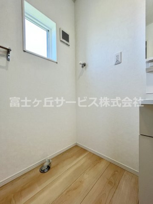 【ランドリースペース】 | 牧之原市細江 13期 新築一戸建て 1号棟 | 洗濯機置き場