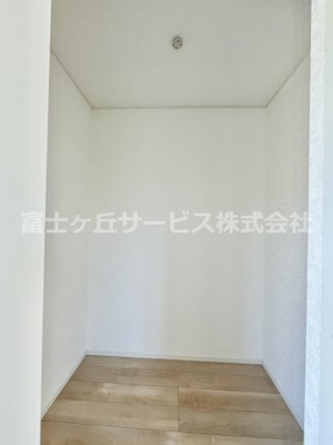 【収納】 | 牧之原市細江 13期 新築一戸建て 1号棟 | ウォークインクローゼットつき