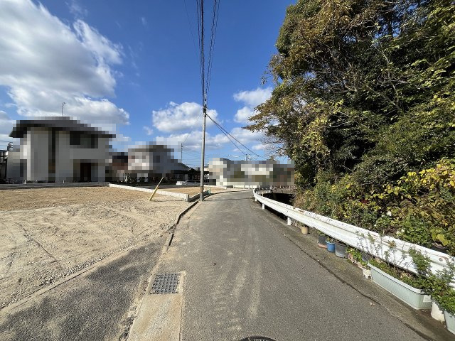 【その他】 | 福岡市西区今宿東3丁目　A号棟（全3棟）【仲介手数料無料・0円】 | 現地写真。前面道路です。