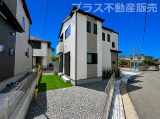 【外観】 | 現地写真。同じ物件を見るなら、プラス不動産販売にお任せ下さい。