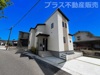 【外観】 | 現地写真。プラス不動産販売なら、現場の全ての棟をまとめてご見学頂けます。