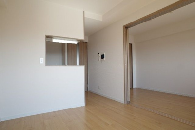 【居間・リビング】 | サウスガーデン清水東