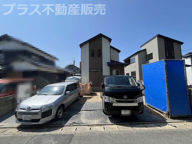 【玄関】 | 福岡市西区今宿東3丁目　C号棟（全3棟）【仲介手数料無料・0円】 | 施工例。施工例は完成時と異なる場合があります。