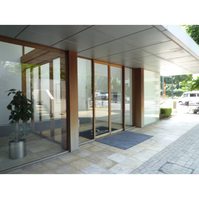 【エントランス】 | クオリア南麻布