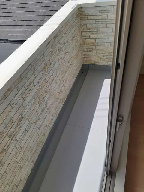 コンフォール　ヴィラージュのバルコニー