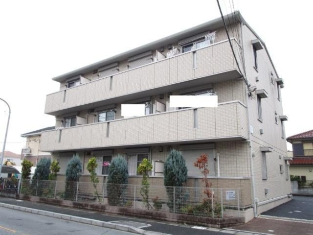 グラシューズ市川の外観