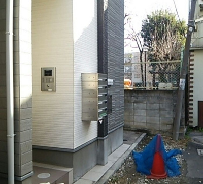 【エントランス】 | 抜弁天フラット