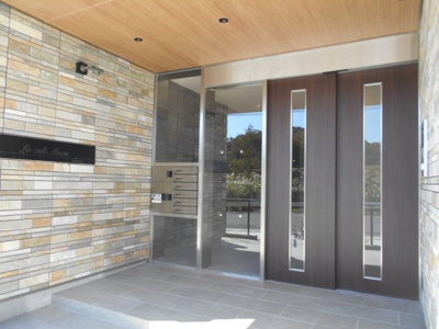 【エントランス】 | LaZuliMOZU