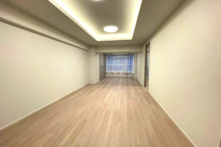 サンビューハイツ四番町の洋室