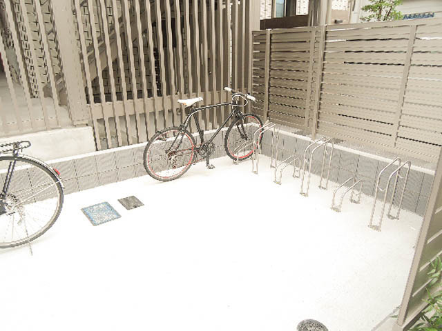 カサ ブランカ駒岡のその他共用部分|敷地内駐輪場