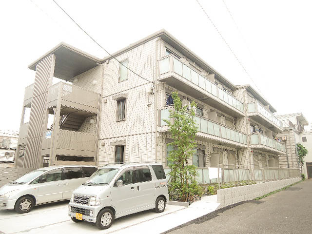 カサ ブランカ駒岡の外観|耐震性に優れたセキスイハイム施工