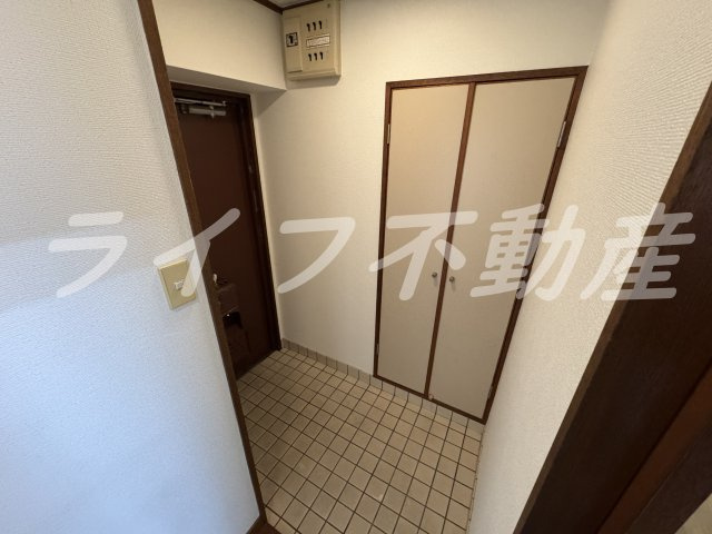 メゾンド中新開の玄関|きれいな玄関です