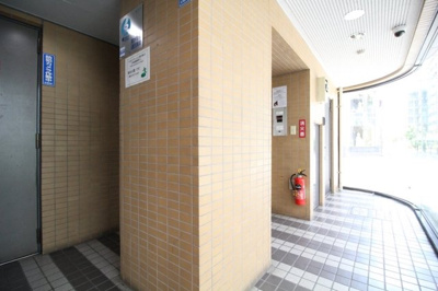 【エントランス】 | ライオンズマンション関内第六 | 毎日通るエントランスはこのようになっています