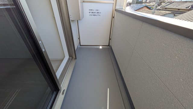 【バルコニー】