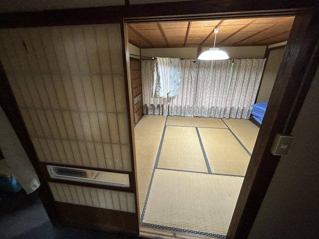 葵区口坂本　古民家の和室