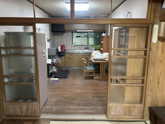 葵区口坂本　古民家のキッチン
