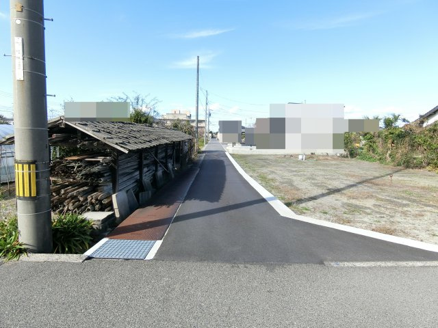 彦名町売地の前面道路含む現地写真