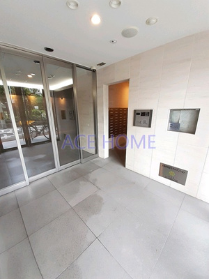 【エントランス】 | レオンコンフォート難波ブラン