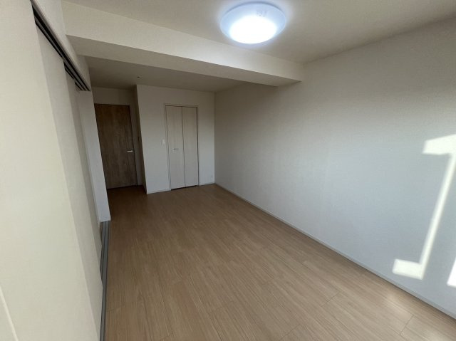 ムーンヒルズ大阪の洋室