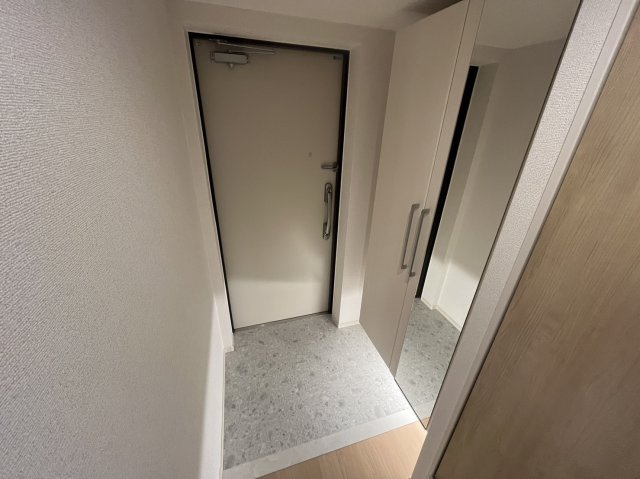 ムーンヒルズ大阪の玄関