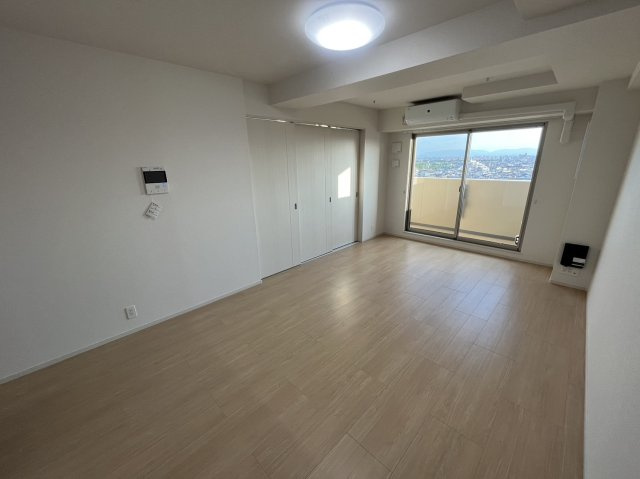 ムーンヒルズ大阪の居間・リビング