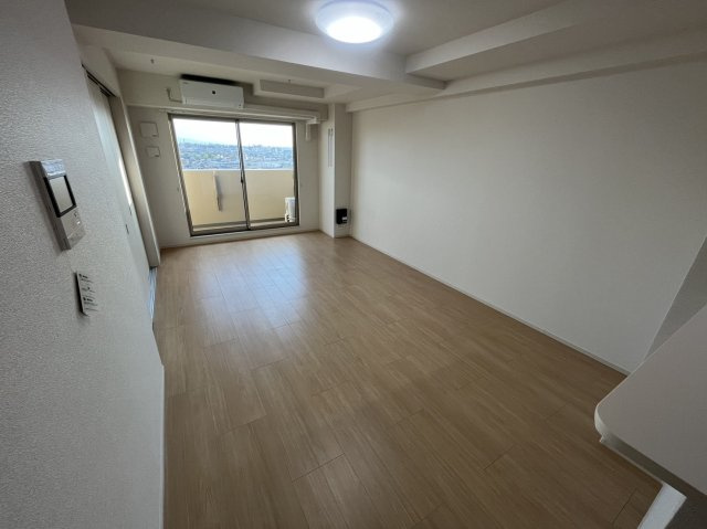 ムーンヒルズ大阪の居間・リビング