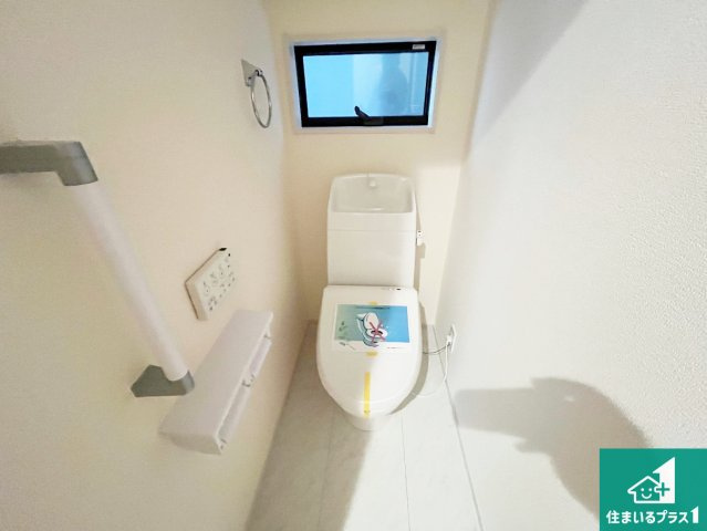 洲本市宇原　新築一戸建てのトイレ|1・2階の2ヶ所にあるので、朝の忙しい時間の順番待ちもなく、深夜の利用にも大変便利です。