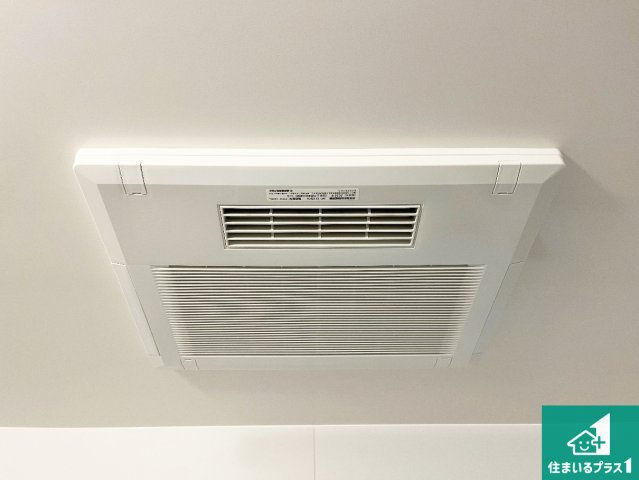 洲本市宇原　新築一戸建ての冷暖房・空調設備|四季を通して快適なバスライフをお手伝いする浴室暖房乾燥機！浴室の乾燥・暖房・涼風・換気はもちろん、２４時間換気にも対応！
