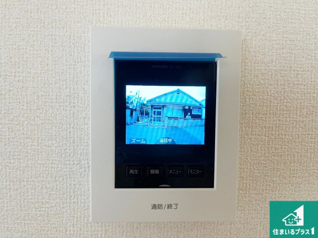 洲本市宇原　新築一戸建ての防犯設備|カラーモニターインターホン！声だけでなく来訪者の姿や顔がモニターで確認できるので、小さなお子様がいらっしゃるご家庭でも安心できます！