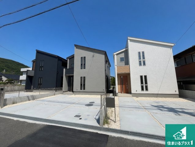 洲本市宇原　新築一戸建ての外観|お客様に長く安心して住んでいだだける事にこだわった家づくり！住んでからのアフターサービスにもしっかりと取り組んでいます！