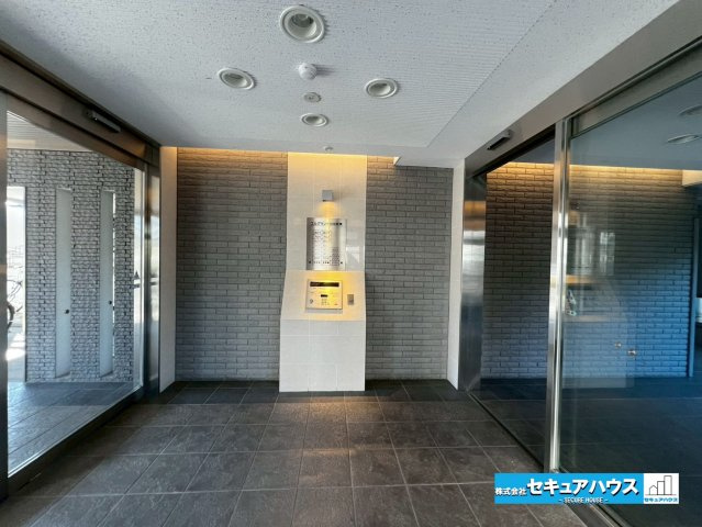 エルグランデ刈谷駅東のエントランス|【エントランス】
◆オシャレなエントランスなため毎日の帰りが楽しみになります。