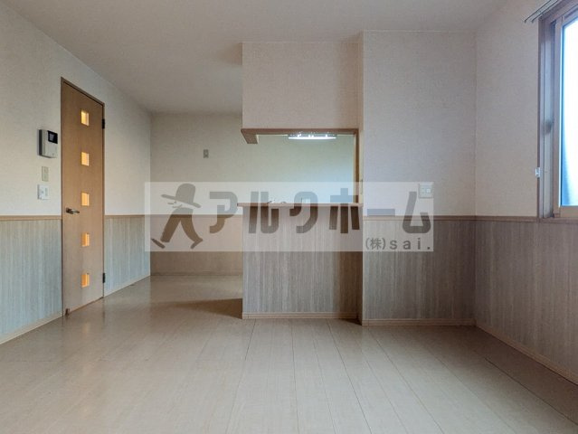 カトルセゾン Aの居間・リビング