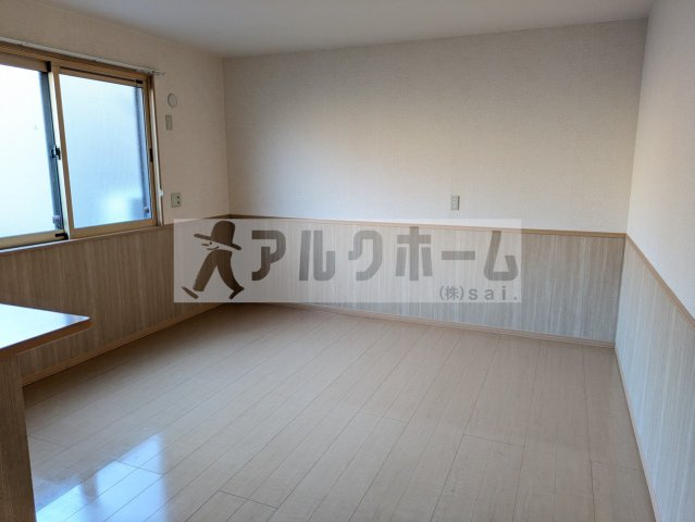 カトルセゾン Aの居間・リビング