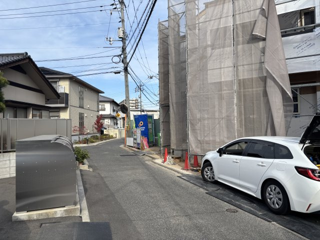 安佐南区西原の前面道路含む現地写真