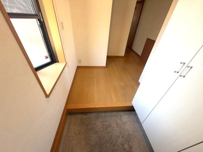 【玄関】 | 表慈恩寺貸家 | 玄関です