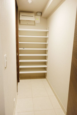 【玄関】 | ライトテラス世田谷砧