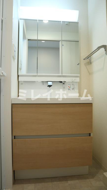 モンテジョアの独立洗面台