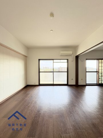 ホワイトパレス姪浜の居間・リビング