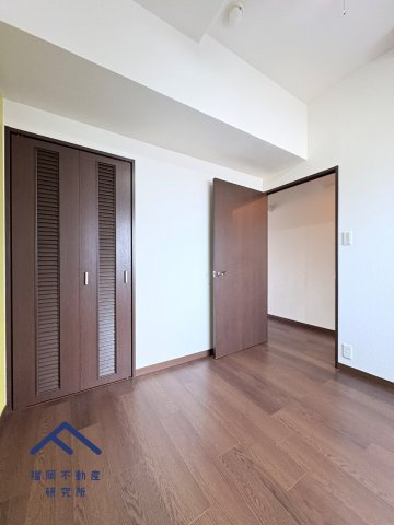 ホワイトパレス姪浜の洋室